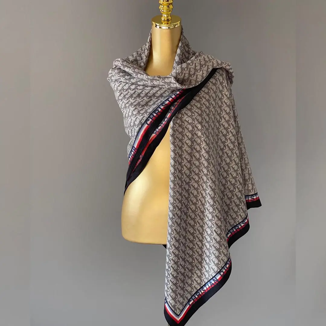 Dior Shawls 500-10