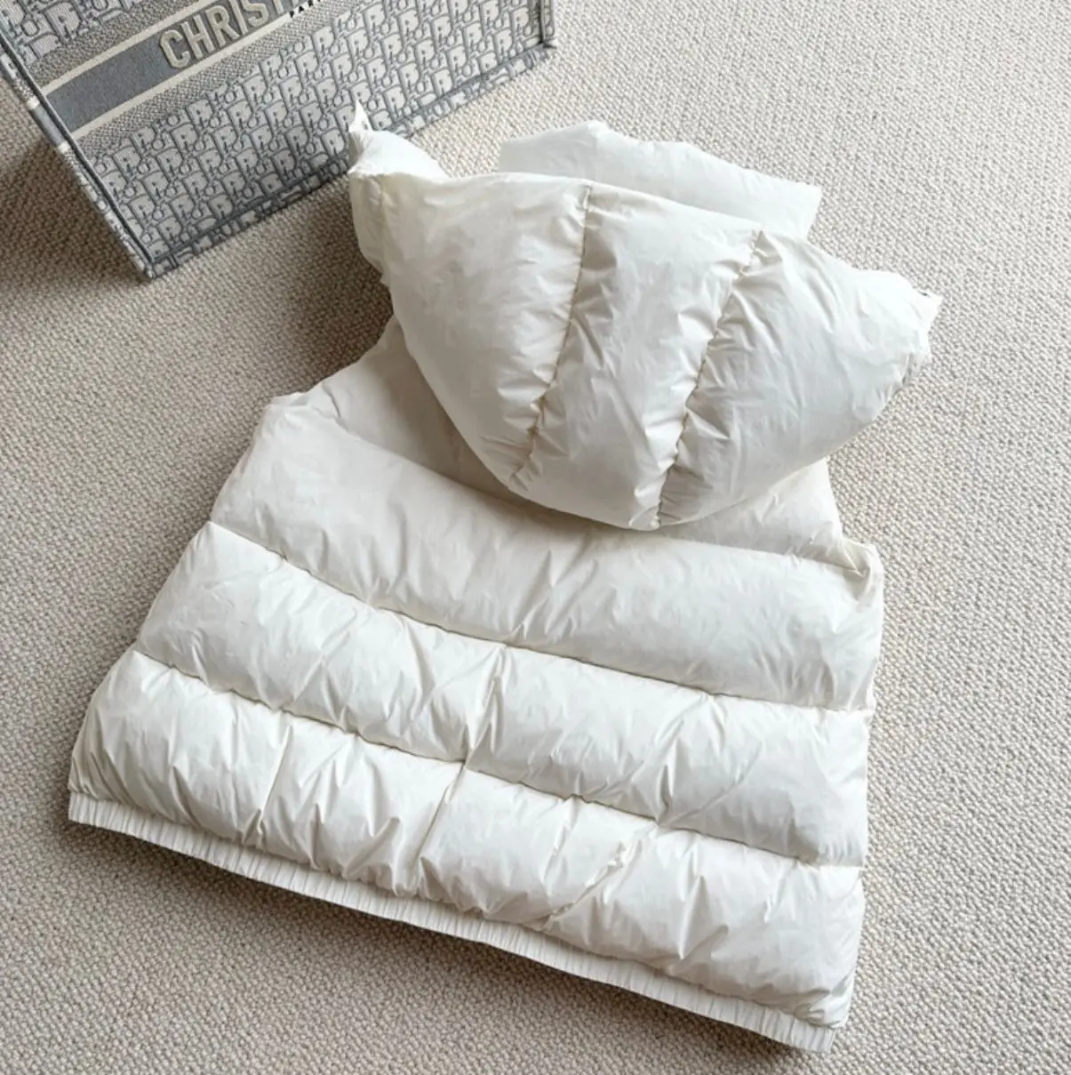 Prada Ladies Jacket 600-2b