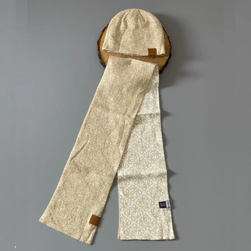 Loewe Scarf & Beanie Set 400-1